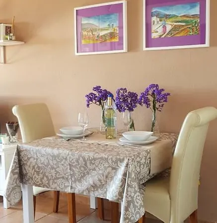 La Appartement Mácher